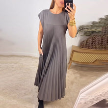 Load image into Gallery viewer, Women Pleated Simple Solid Color Dress
