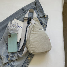 Load image into Gallery viewer, Simple And Lightweight Crossbody Bag