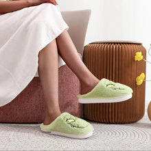 Load image into Gallery viewer, Cozy Christmas House Slippers