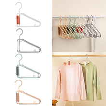 Load image into Gallery viewer, Portable Folding Clothes Hangers