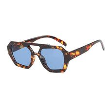 Load image into Gallery viewer, Tortoiseshell Leopard Print Sun Shades