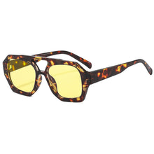 Load image into Gallery viewer, Tortoiseshell Leopard Print Sun Shades