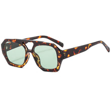 Load image into Gallery viewer, Tortoiseshell Leopard Print Sun Shades