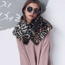 Load image into Gallery viewer, Warm Faux Fur Scarf