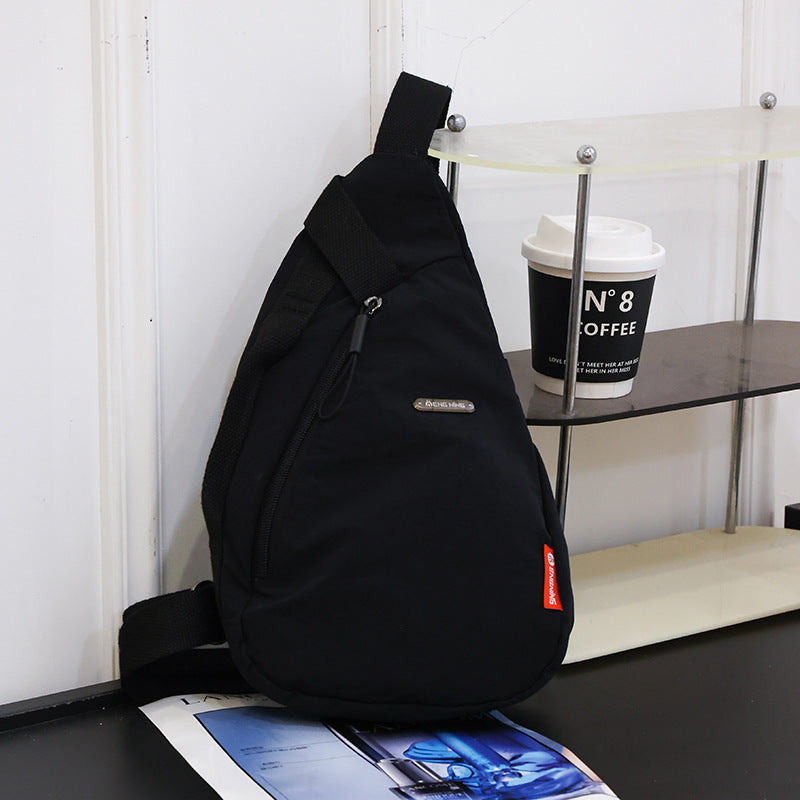 Simple And Lightweight Crossbody Bag
