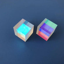 Load image into Gallery viewer, CMY Optic Prism Cube