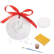 Load image into Gallery viewer, Clay Pet Paw Impression Moulding Kit