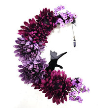 Load image into Gallery viewer, Cat Crescent Moon Wreath