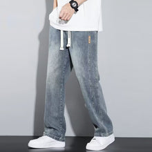 Load image into Gallery viewer, Men&#39;s Loose Straight Jeans