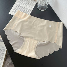 Load image into Gallery viewer, Women&#39;s Ice Silk No Trace Panties