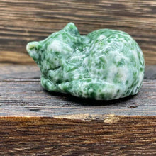 Load image into Gallery viewer, Cute Sleeping Cat Decoration