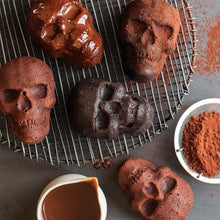 Load image into Gallery viewer, 3D Skull Mold - Aluminum Baking Pan
