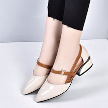 Load image into Gallery viewer, Women's Sandals in Soft Leather