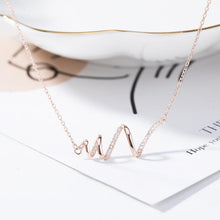 Load image into Gallery viewer, Simple Elegant Wave Necklace