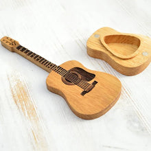 Load image into Gallery viewer, Tre Akustisk Gitar Plekterboks