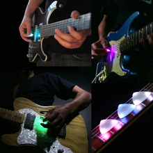 Load image into Gallery viewer, Light Up Guitar Pick