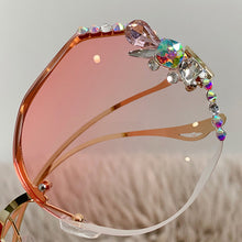 Load image into Gallery viewer, Woman Rimless Diamond Sunglasses