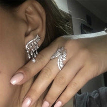 Load image into Gallery viewer, Angel Wings Ring &amp; Bracelet