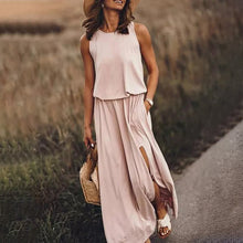 Load image into Gallery viewer, Loose Fit Slit Maxi Dress