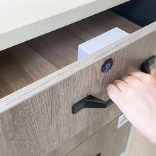 Load image into Gallery viewer, Elektronisk skaplås DIY for treskuffeskap
