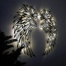 Load image into Gallery viewer, Svarte englevinger i metall med LED-lys