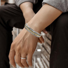 Load image into Gallery viewer, Vintage Feather Bracelet