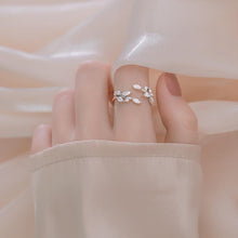 Load image into Gallery viewer, Creative Leaf Ring
