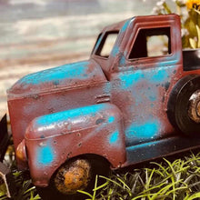 Load image into Gallery viewer, Spring Summer Large Rustic Farmhouse Truck