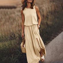 Load image into Gallery viewer, Loose Fit Slit Maxi Dress