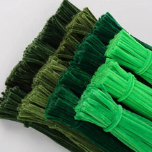 Load image into Gallery viewer, Twisted Stick Christmas Tree