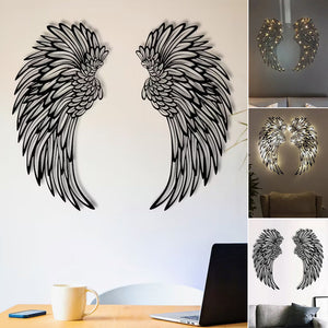Svarte englevinger i metall med LED-lys