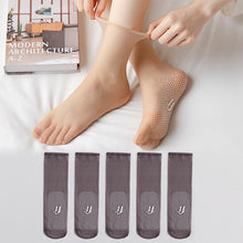 Load image into Gallery viewer, Invisible, Slip-resistant Crystal Silk Socks