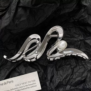 Women's Pearl Hair Clip Claw